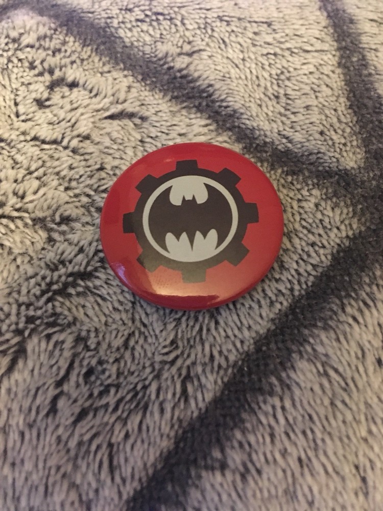 DC COMICS “BATMAN: METAL” Pins