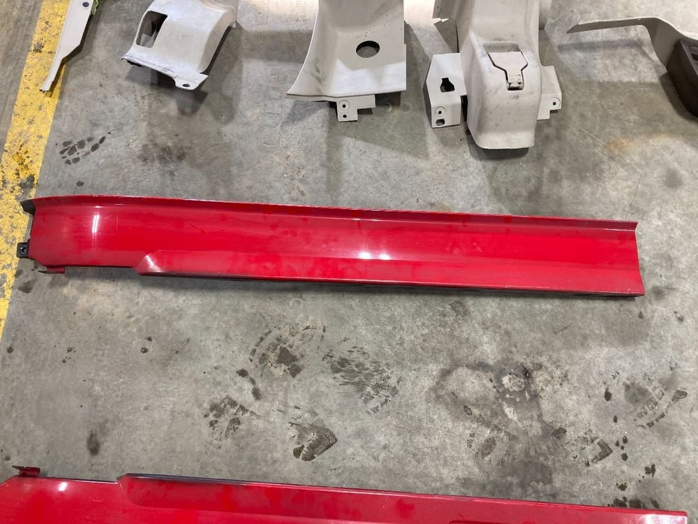 Volvo VNL POLY CAB Panel