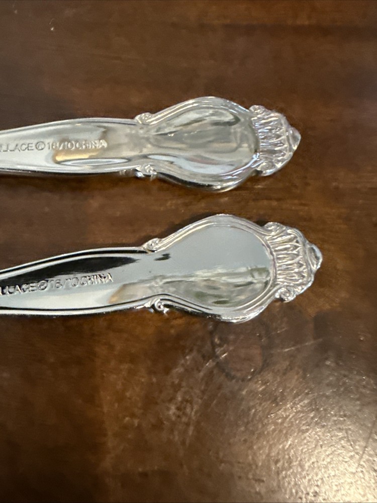 Wallace Silver Monkey Solid 7 1/8” Butter Knife 2 Total Sold Each Look