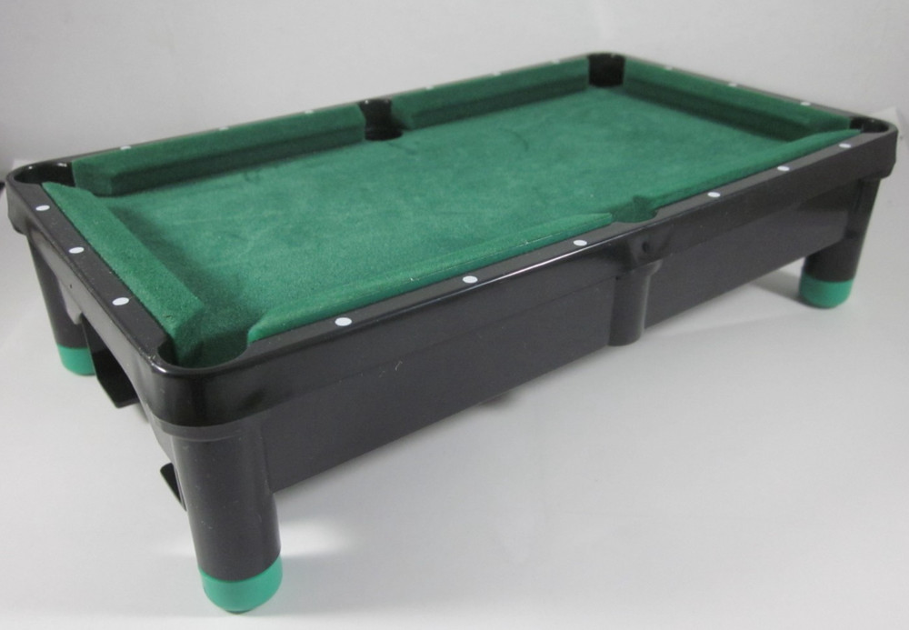 Spalding Mini Pool Table Set 2) cue sticks 16) balls rack set and table