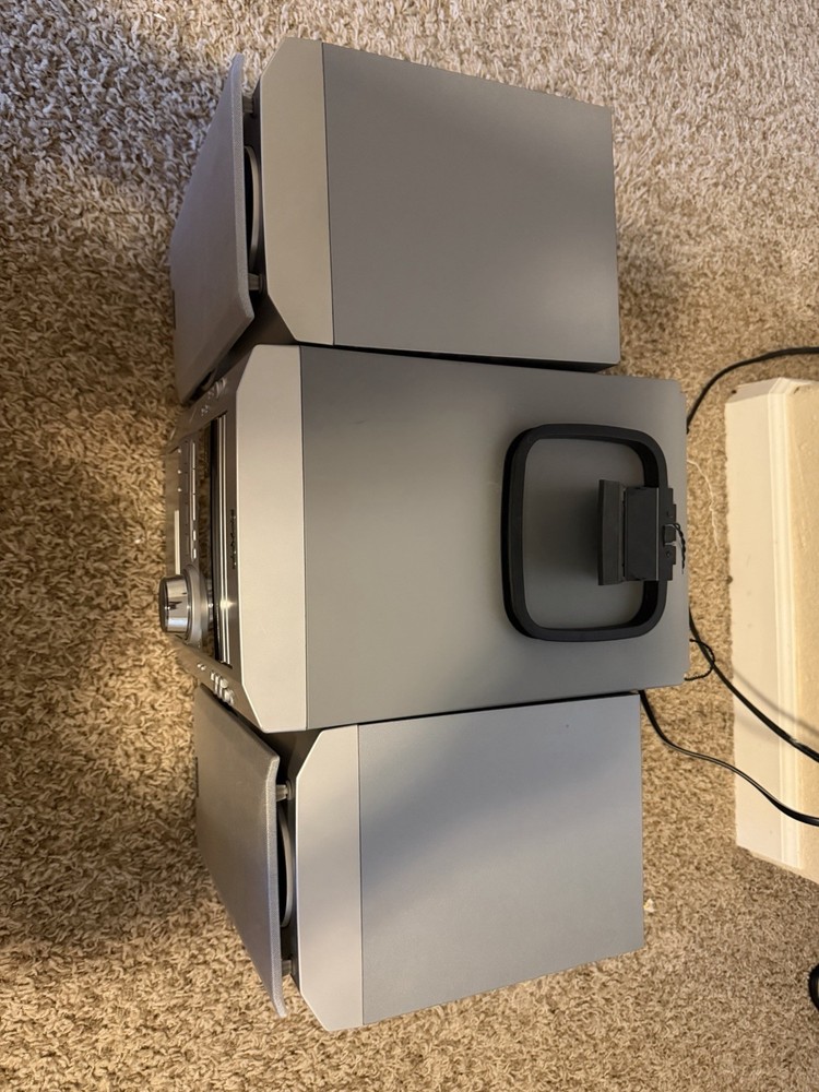Sharp XL-HP500 Mini Component Stereo System w/ CP-HP500 Speakers