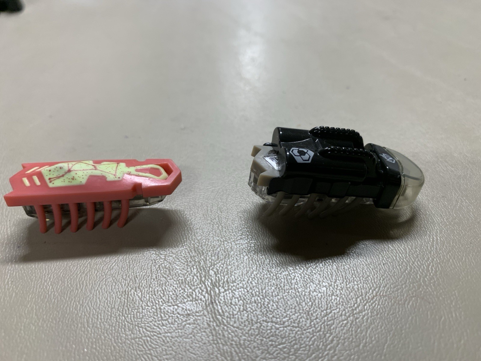 Hexbug Nano Bug Lot (14 Bugs) & Various Habitat and Space Playset Pieces-**Read*