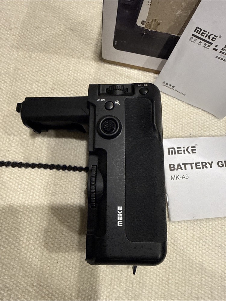 Meike MK-A9 Pro Battery Grip Open Box Untested As-Is