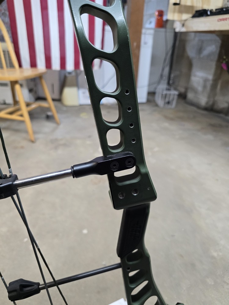 PSE shootdown pro 36", 60-70LB. R.H.