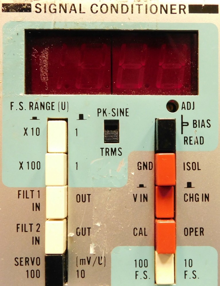Unholtz-Dickie Model D33 Signal Conditioner Untested