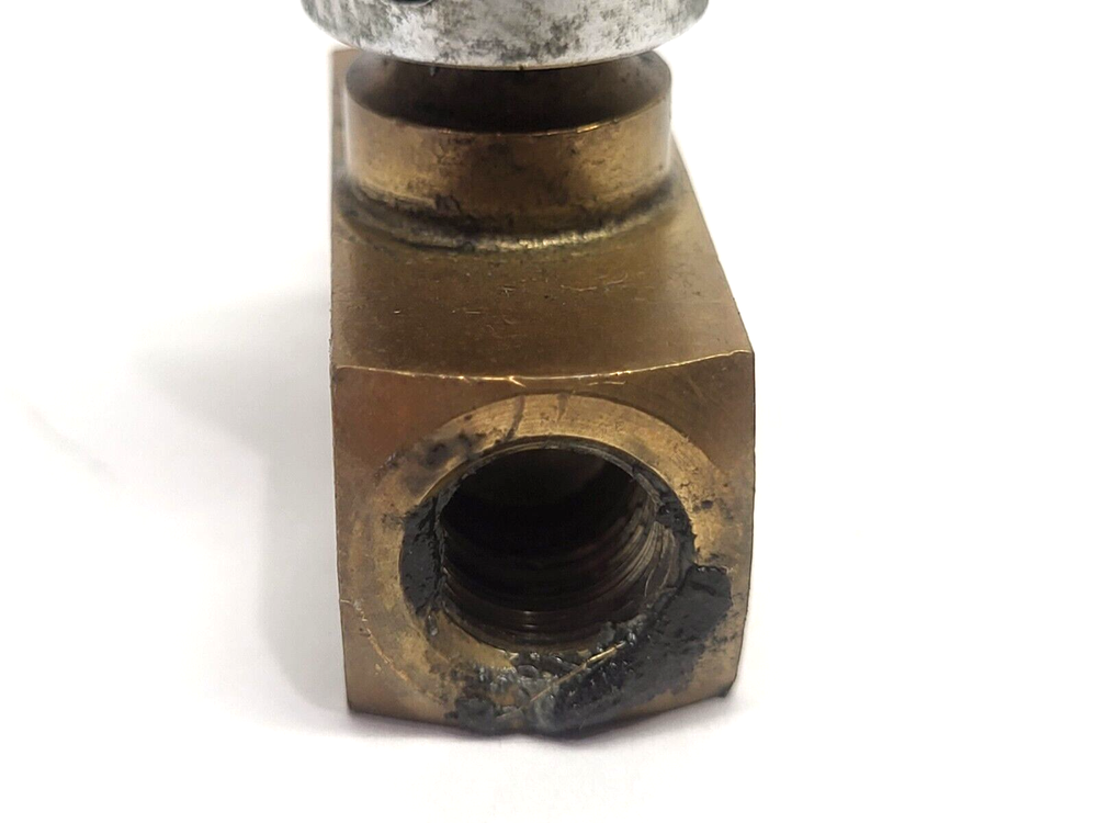 Parker PN200BXB054 Needle Valve 2000PSI