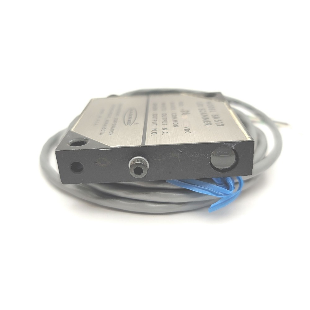 Banner Engineering SA512 LED Scanner One Piece Self Contained Sensor 24VDC