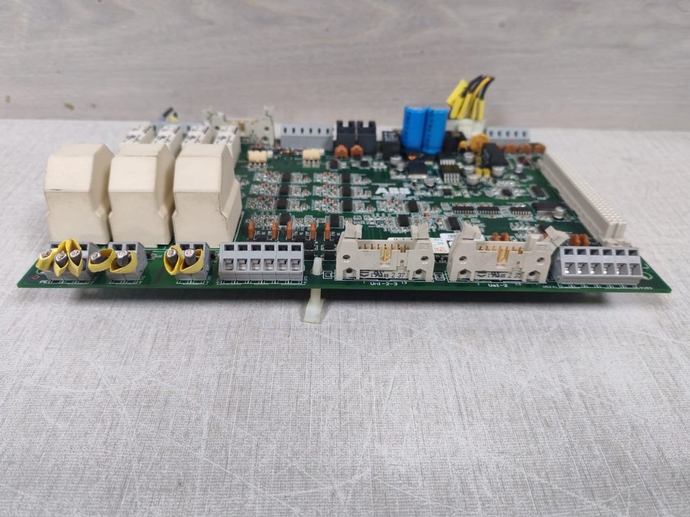 ABB 100 TAS.580.0550.G00 HARDWARE VERSION 04 BOARD ABB100