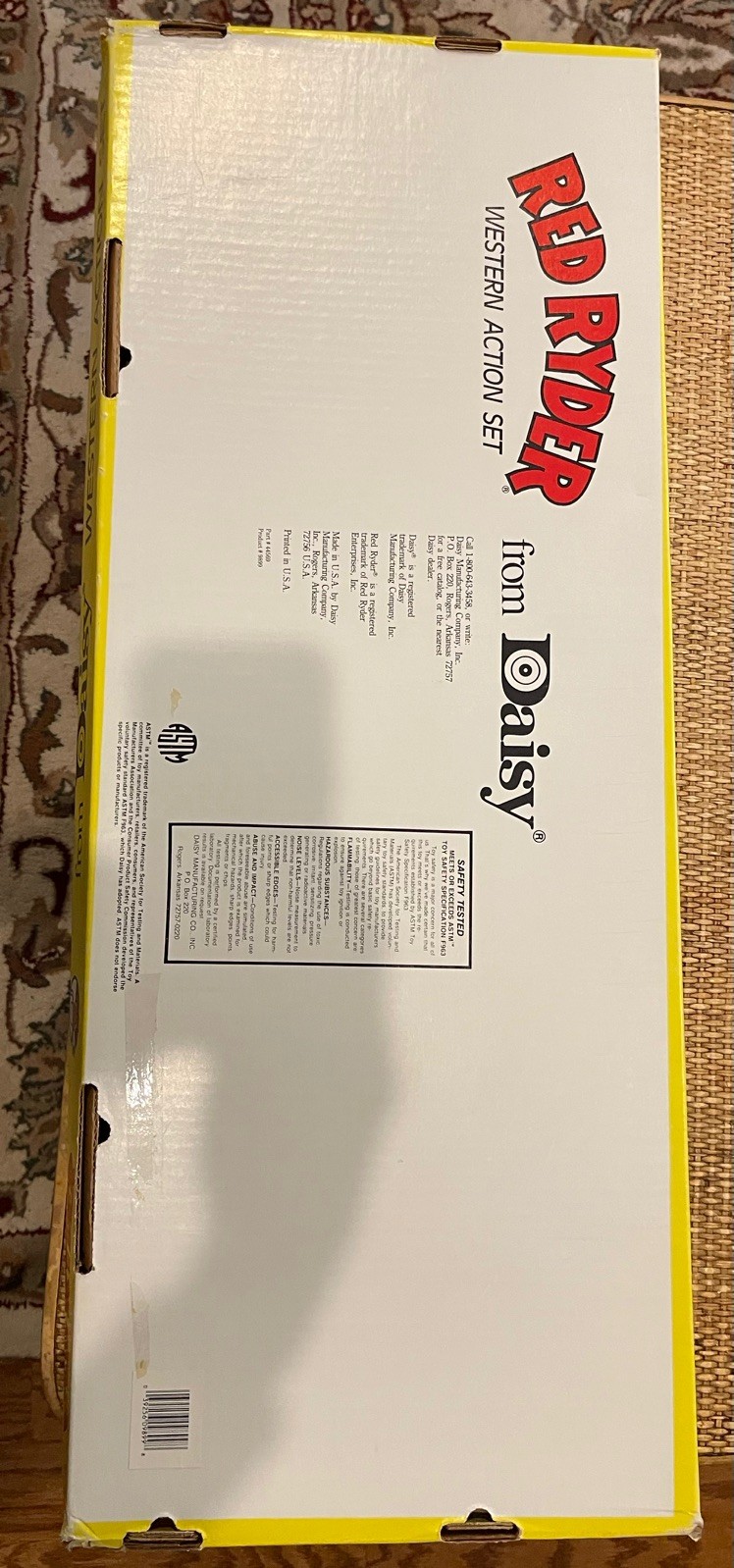 New Sealed Daisy Red Ryder Action Set rifle, 2 pistols Bandana Comic 9899