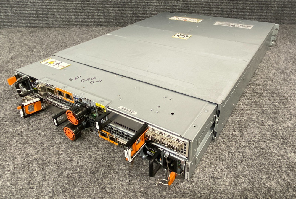 EMC OPE12 12-Bay Storage Array, 2x Controllers, 2x I/O Modules, 2x PSU (As Is)