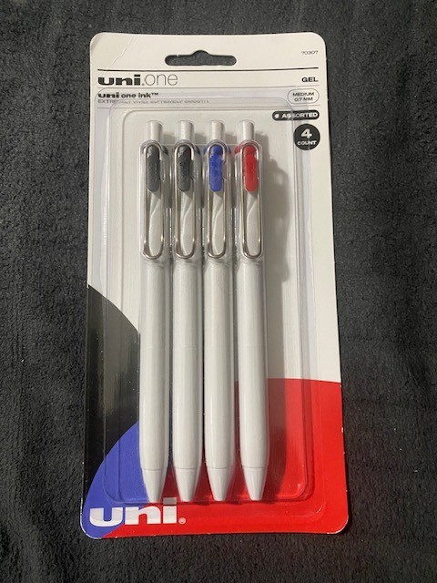2 pack uni.one ink gel pen same picture