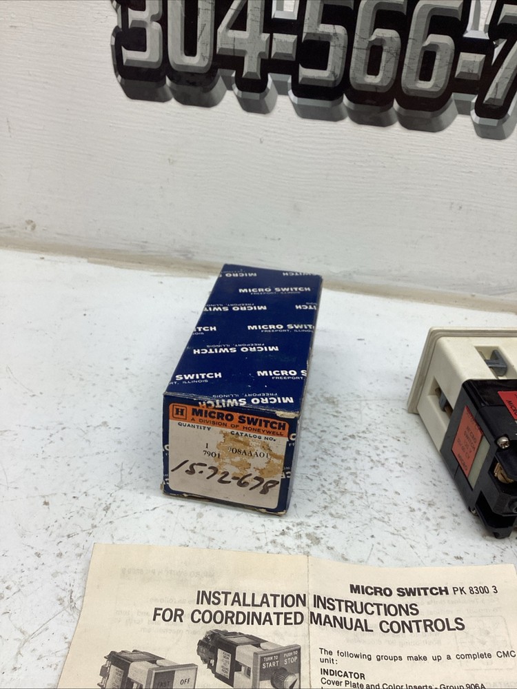 Honeywell Micro Switch 908AAA01 120V NIB