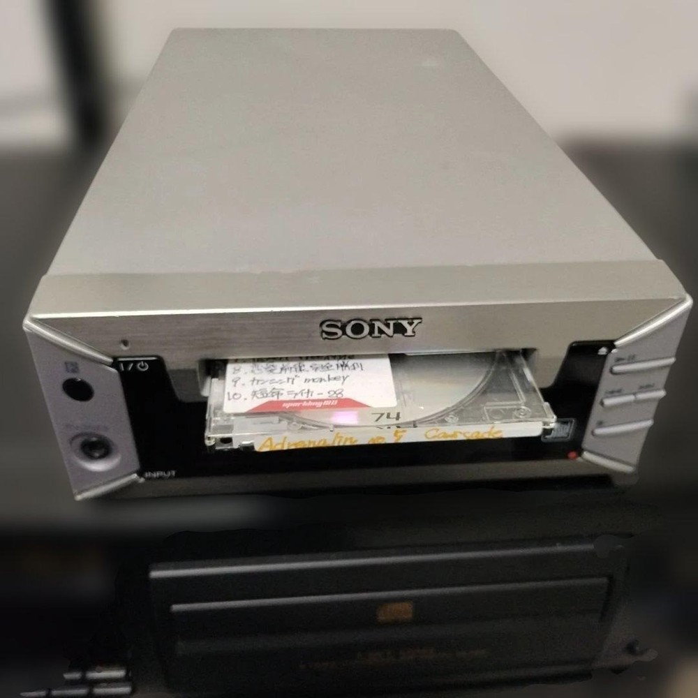 Sony MDS-PC2 MiniDisc MD Deck Player Auto Loading Optical RCA Japan 100V Silver