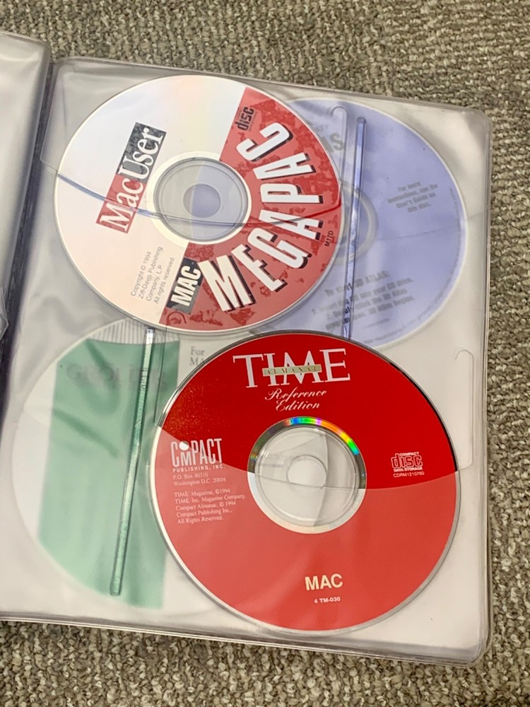 VTG Mac Software Bundle System 7.5 Update Disc Apple CD 300i Plus Manual Apple