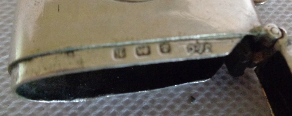STERLING SILVER VESTA CASE BIRMINGHAM 1907    