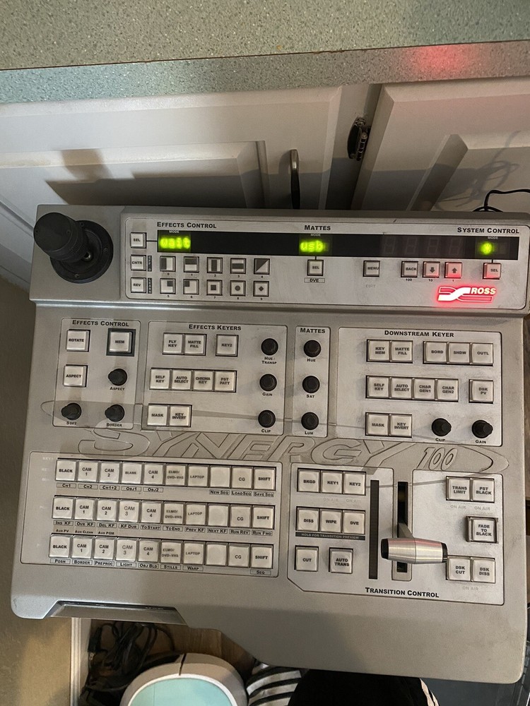 Ross Synergy 100 Switcher Control Panel - S100 C.P. Controller Power UNTESTED