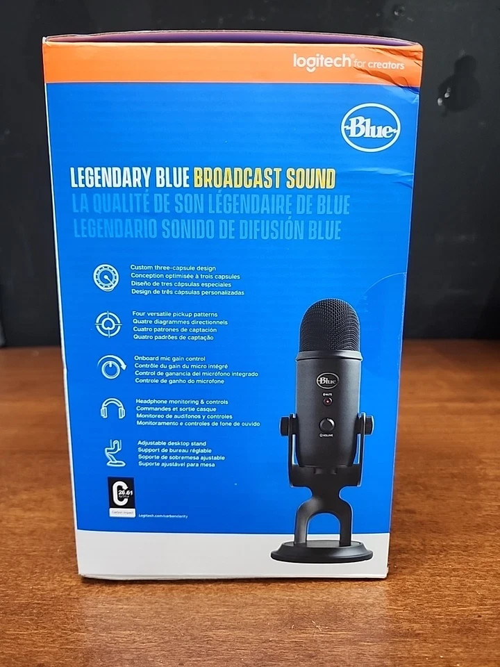 Blue Yeti Professional Multi-Pattern USB Condenser Microphone - Blackout