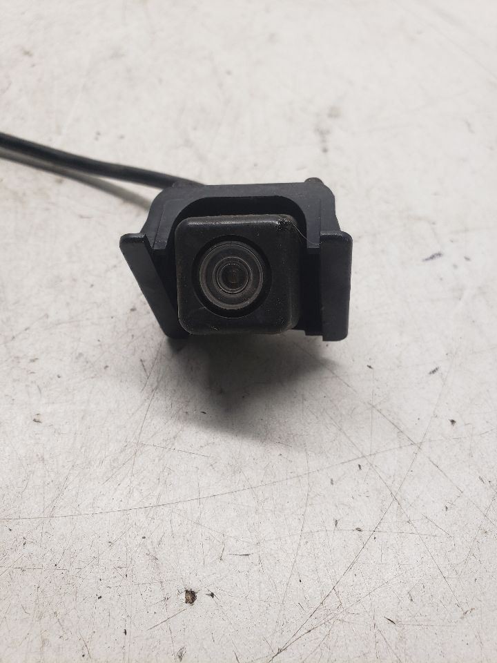 Camera/ Projector Camera Rear Tailgate Fits 2009-2017 ENCLAVE OEM