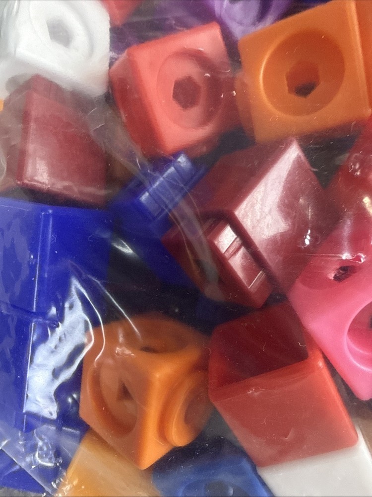 Learning Resources Mathlink Cubes Set 3/4 Gallon Bag Full 2 Different Types