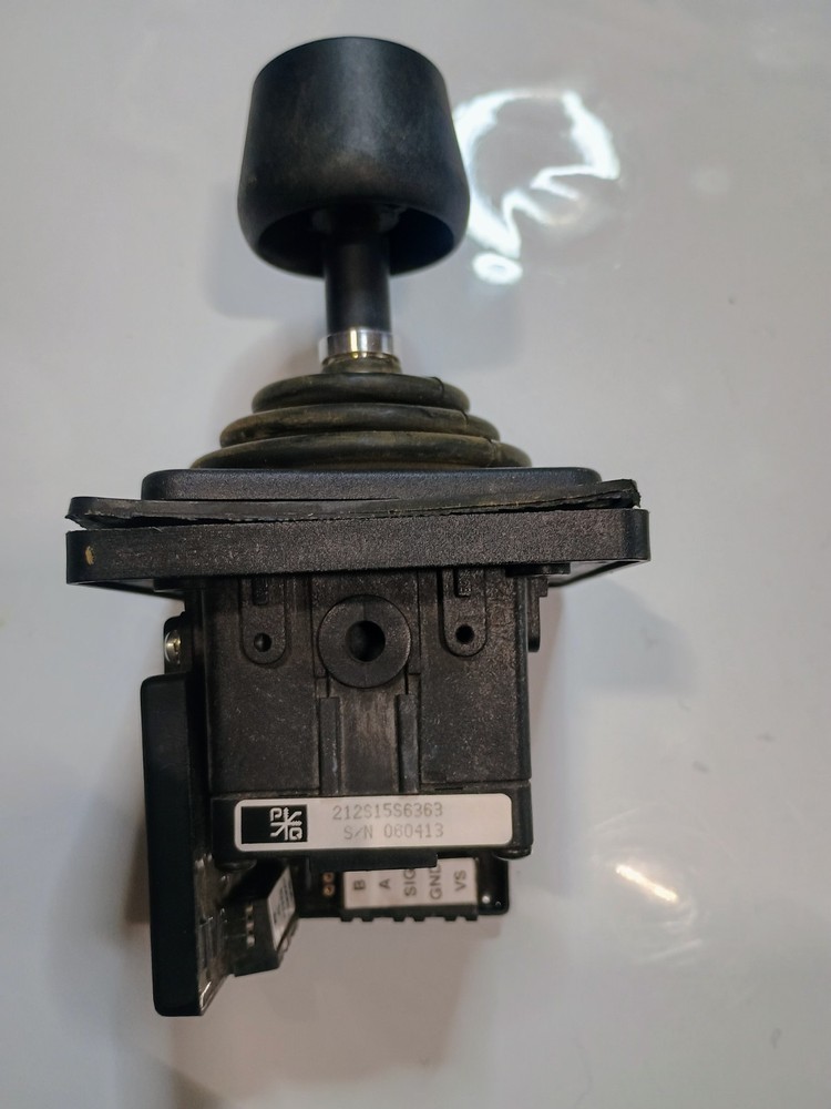 Pq Multi Axis Joystick Model 212s15s6363 Untested