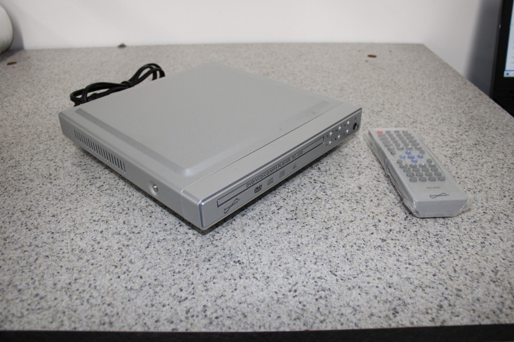SuperSonic DVD / VCD / CD / MP3 Player SC-22D w/ remote