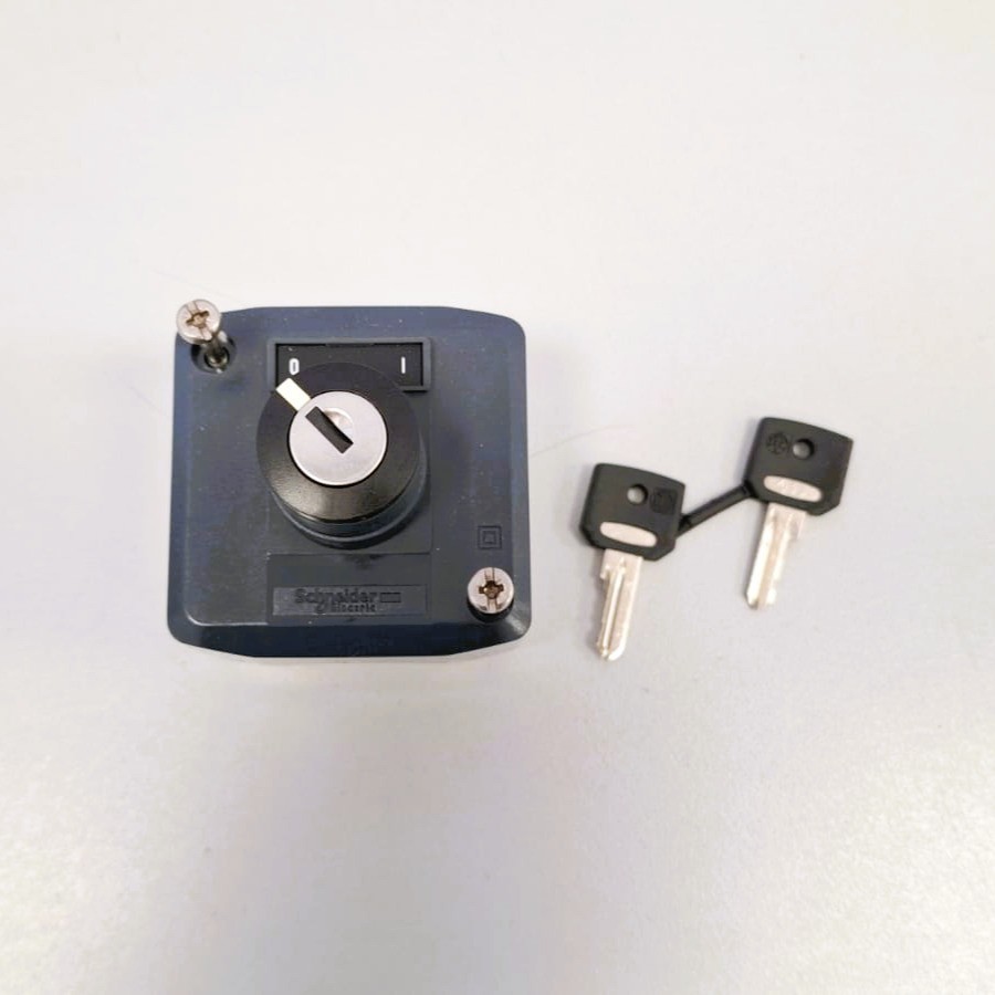 Schneider Electric XALD144 Complete Control Station Key Switch