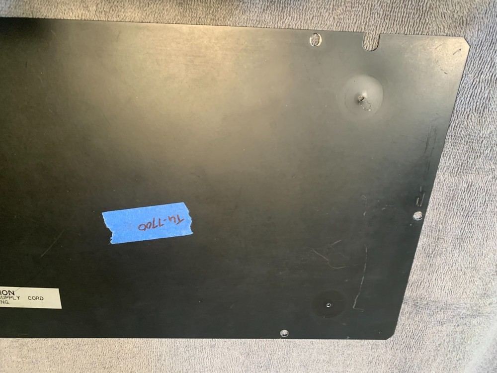 Sansui TU-7700 Stereo Tuner - Nice Bottom Panel