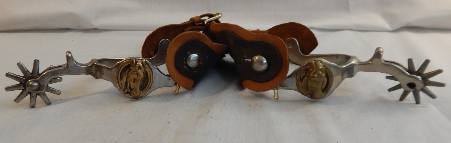 Horse in Horseshoe design Western Cowboy Spurs - 136