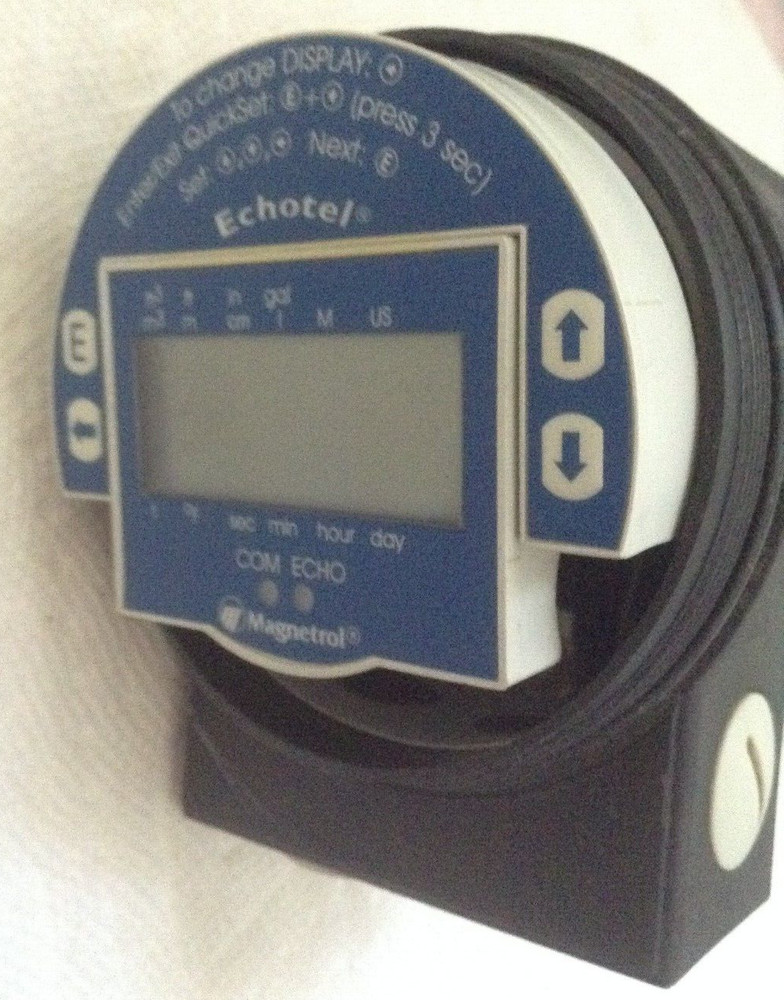 STI 338-P53A-G5P Magnetrol transmitter