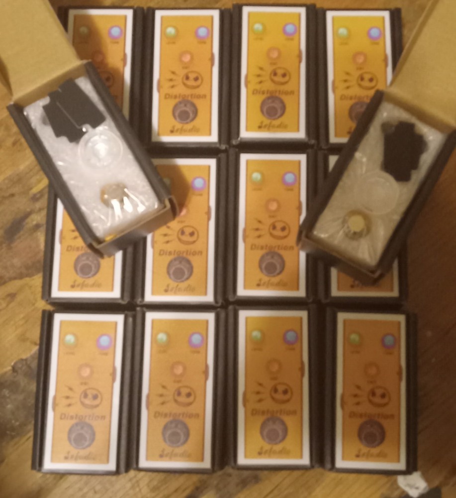 Lofadio distortion pedal