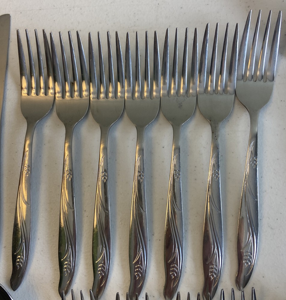 Silhouette WHEAT Stainless Flatware Japan MCM 8 Place Settings + Serving 47pc
