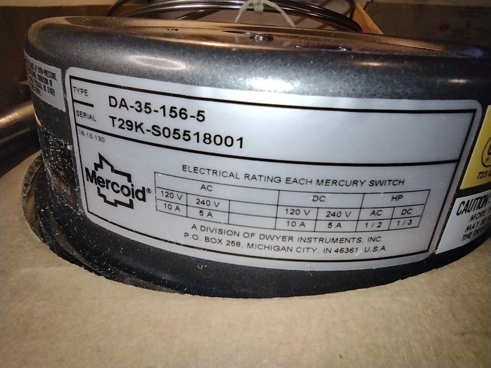 Mercoid DA-35-156-5 Pressure / Temperature Switch