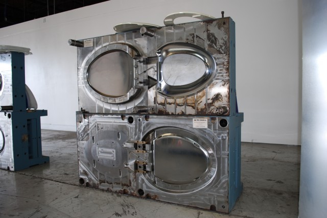 Used Injection Mold - Toilet Seat