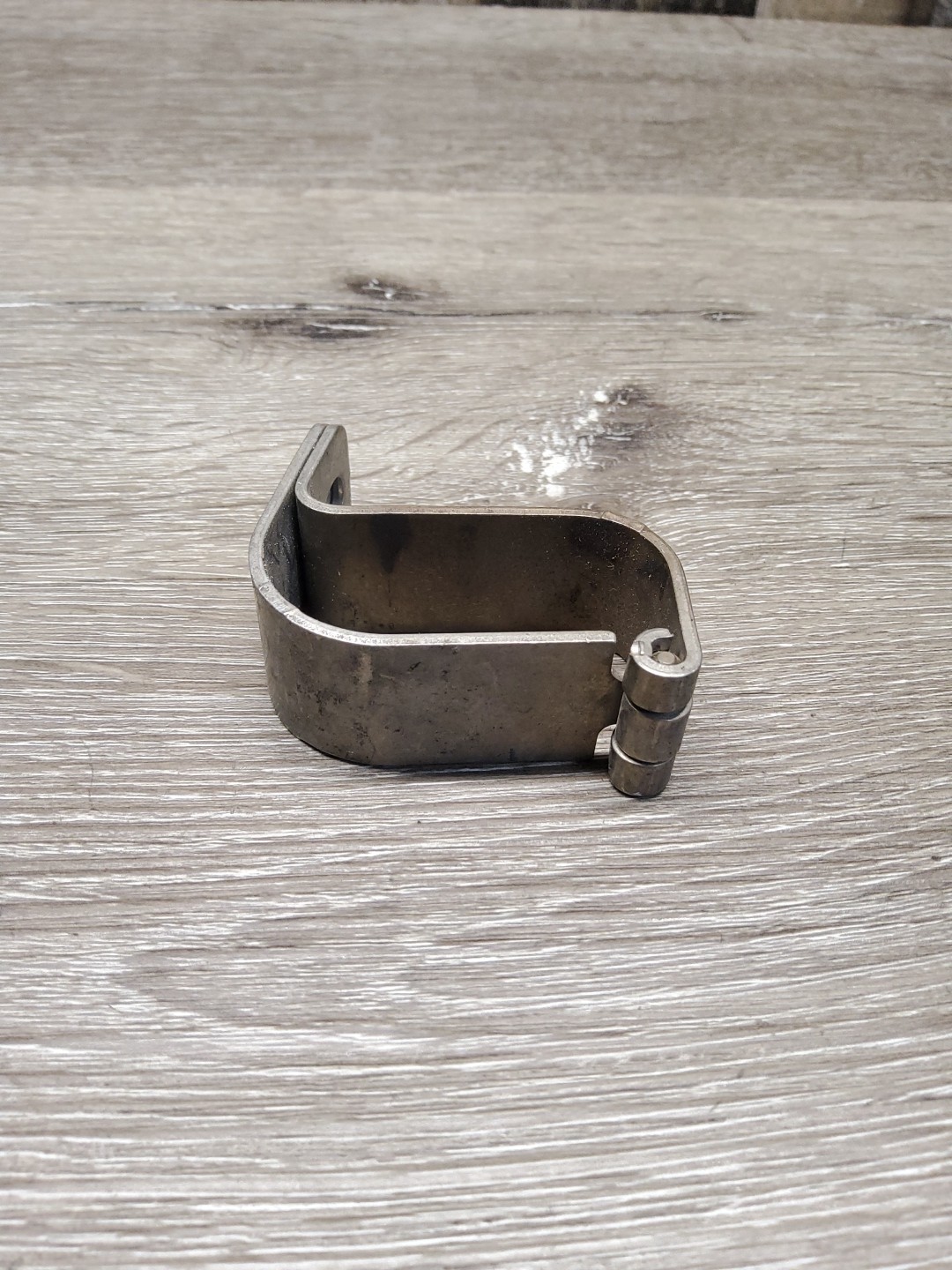 09-24 Harley Davidson Touring Exhaust Headers Crossover Mount Bracket 66861-09A