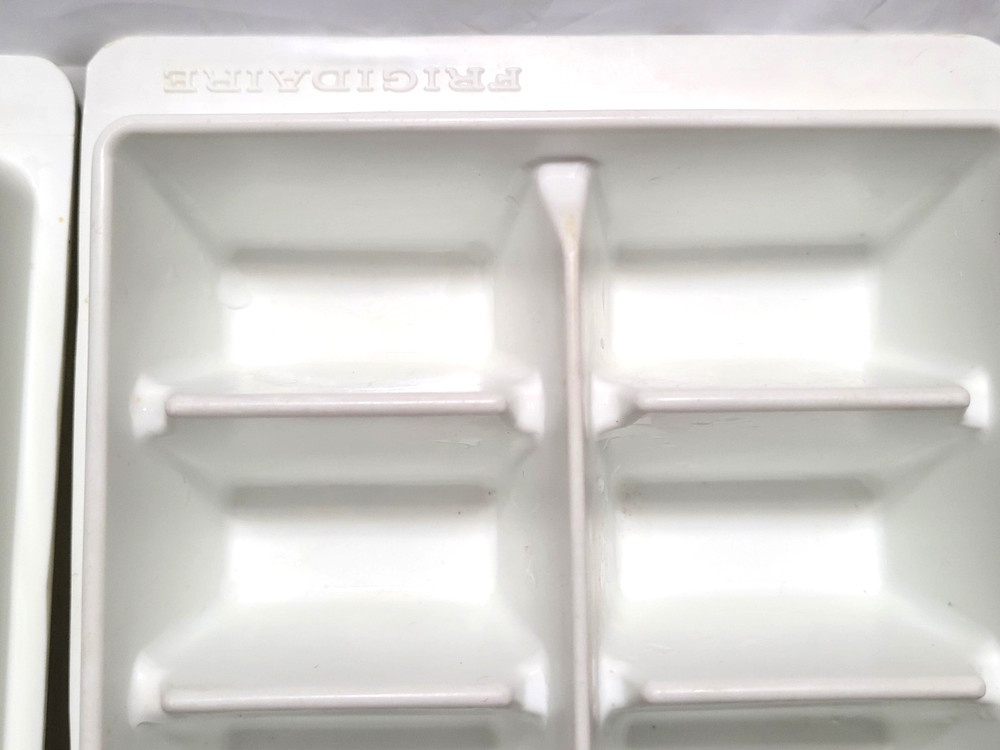 2 Vintage Frigidaire 16 Cube White Plastic Ice Cube Tray Large Cube Stackable