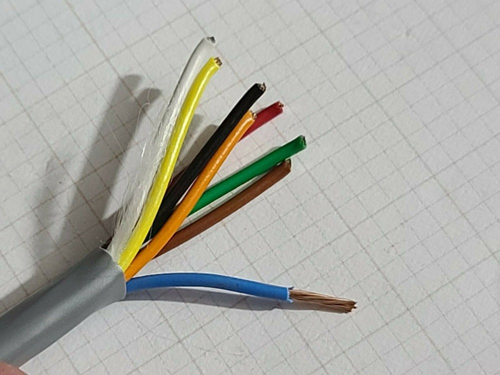 Advanced Digital 11808R 18/8C Stranded Riser Security/Alarm Cable CMR Gray /50ft