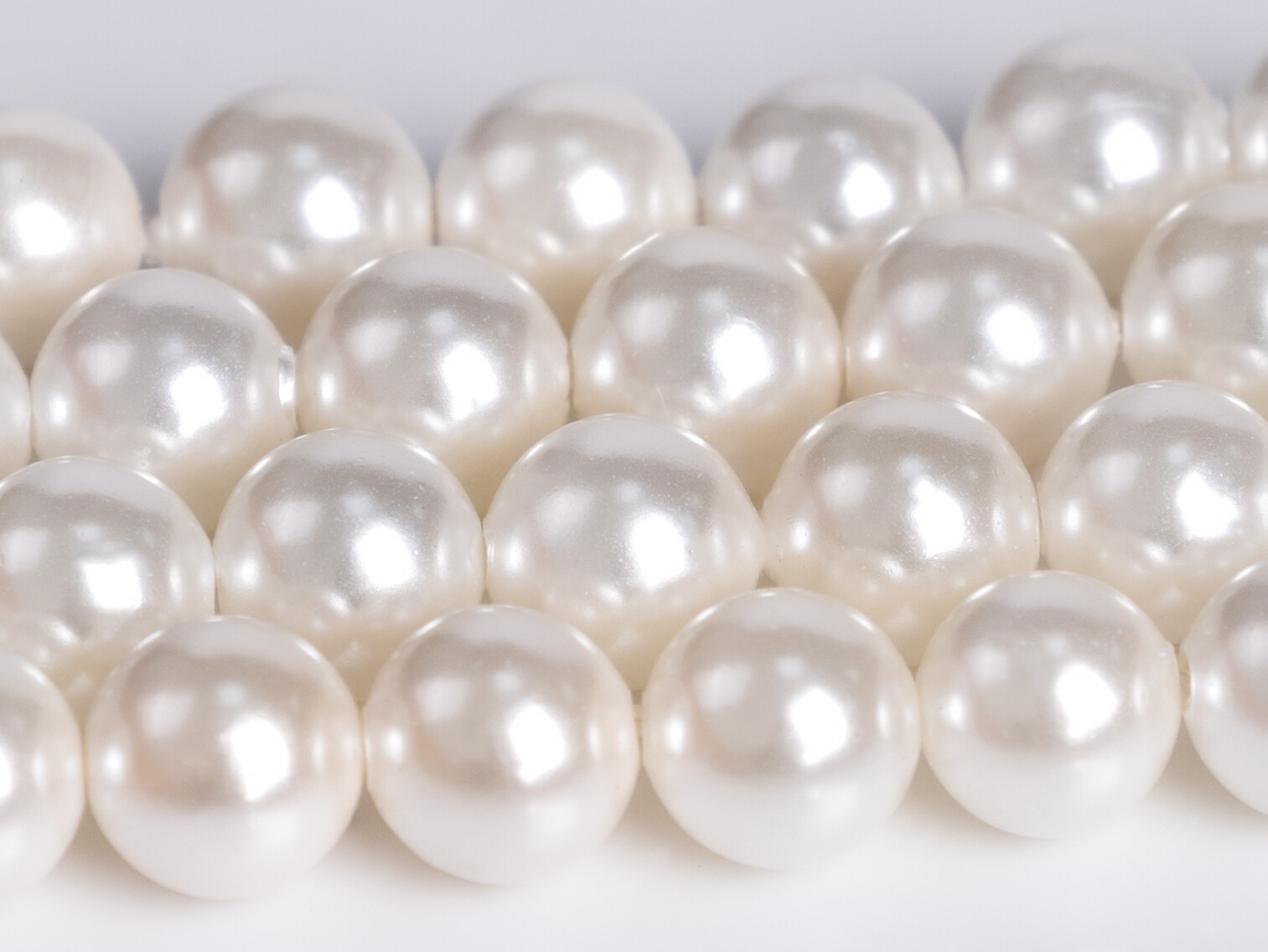 Genuine Natural White Shell Pearl Beads Grade AAA Round Loose Beads 4/6/8/10MM
