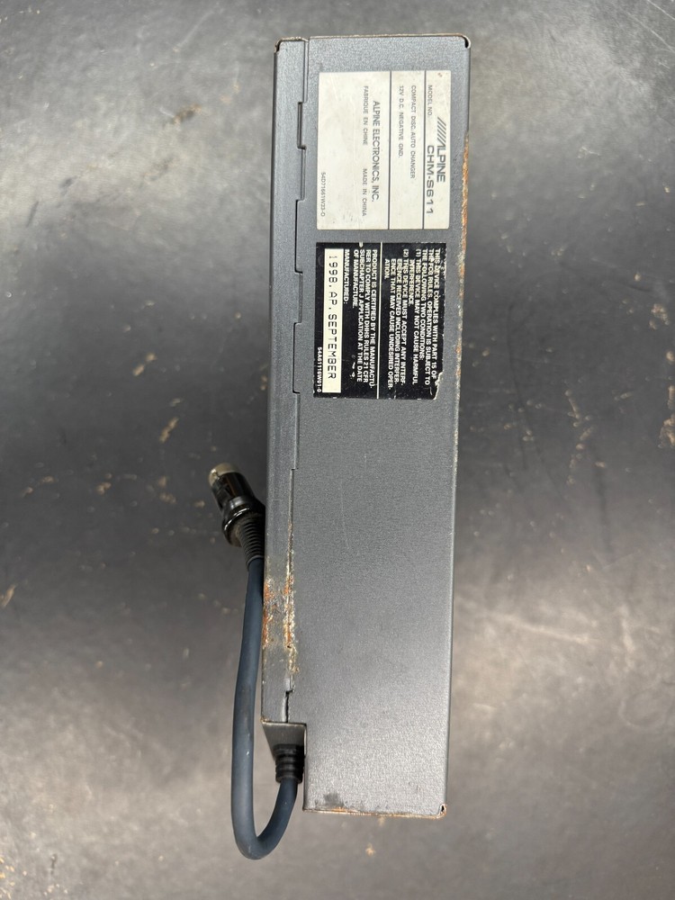 COMPACT DISC CD CHANGER – CD SHUTTLE /ALPINE