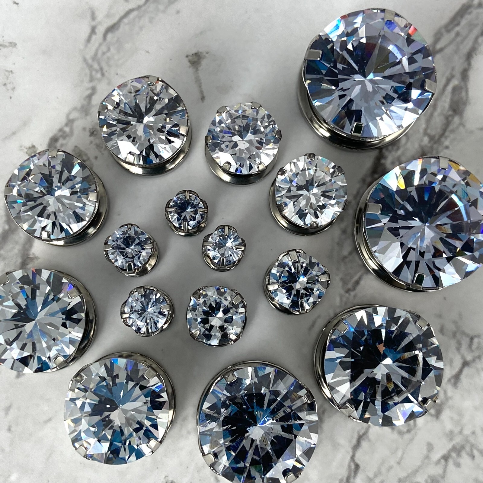 Pair 316L Steel Screw on Plugs with Clear Prong Set CZ Gem (PS-147) gauges