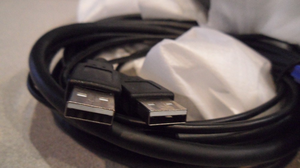 IOGEAR GCS22U 2-Port USB KVM Switch