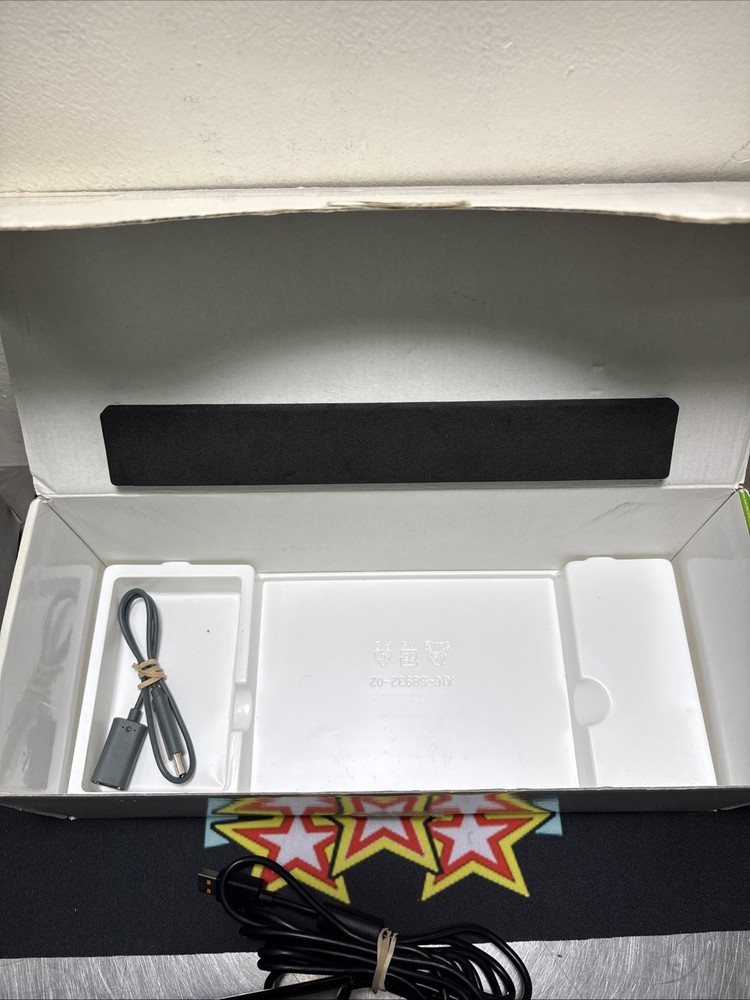 Microsoft Xbox 360 Kinect Black Motion Sensor Bar In Box