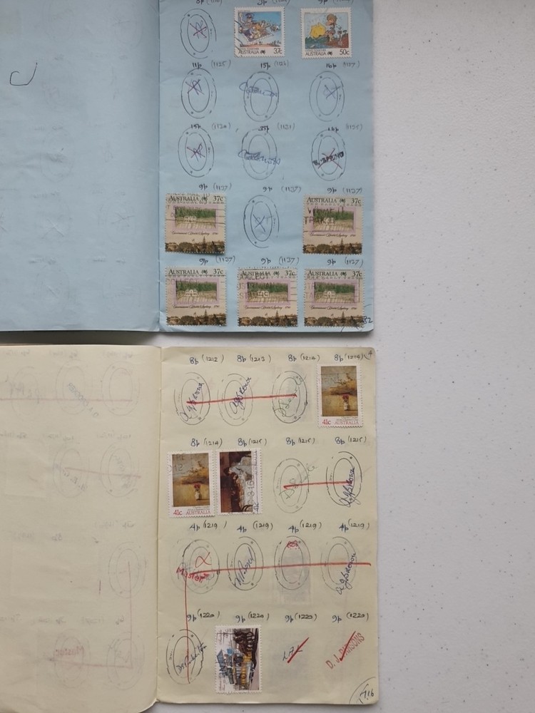 6 Stamp Approval Booklets Containing Austalia Stamps