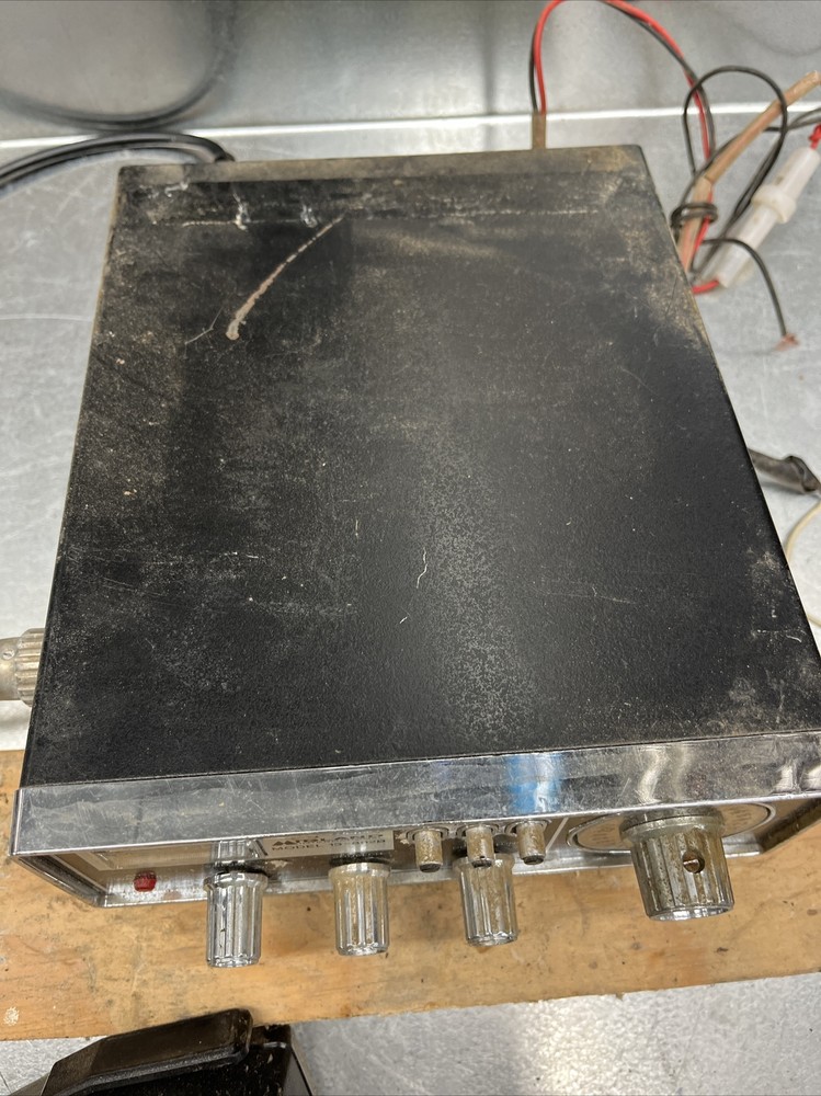 Midland Model 13-882B CB Radio