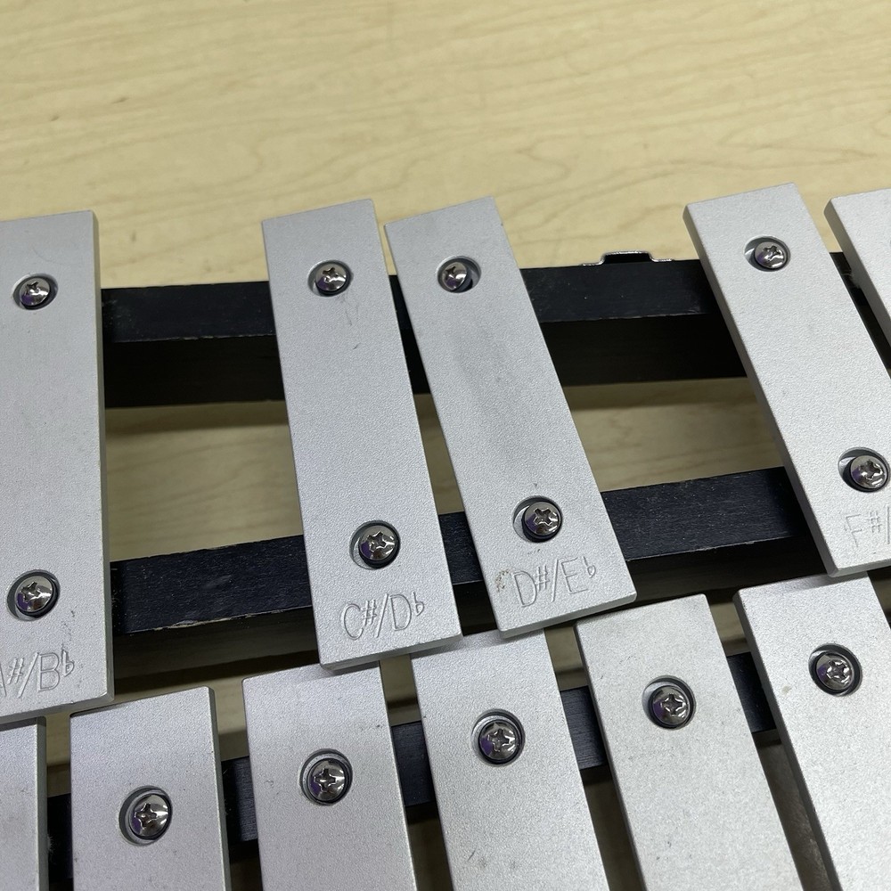 Pearl Xylophone 32-Key w/ Case & Snare Drum