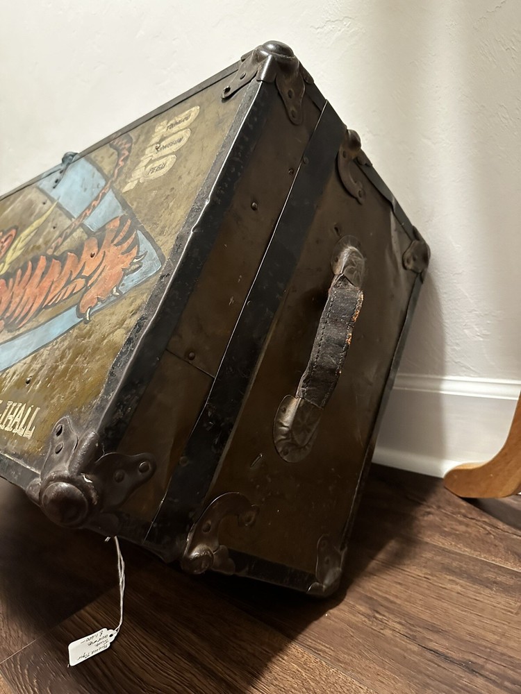 WWII Painted Flying Tigers Style US Air Force Trunk