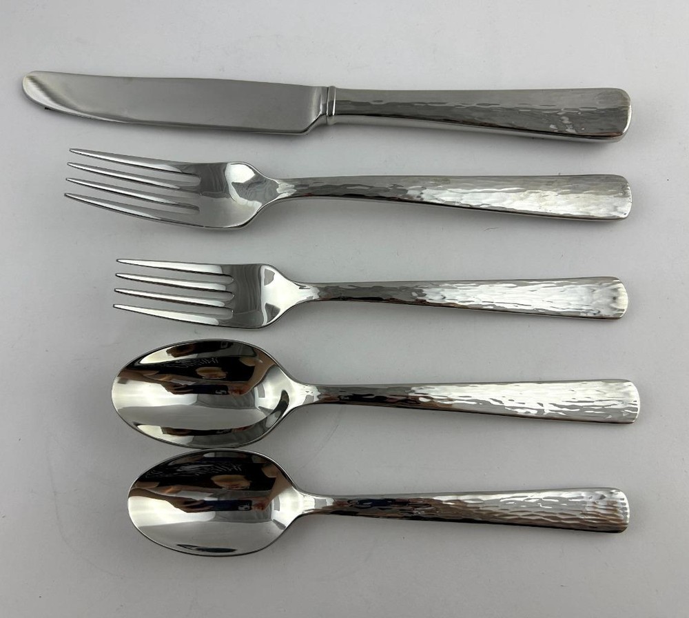 Reed and Barton Silver Echo Stainless Flatware 5 Piece Place Setting