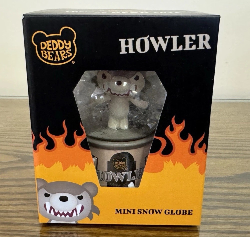 Deddy Bears Howler Mini Snow Globe