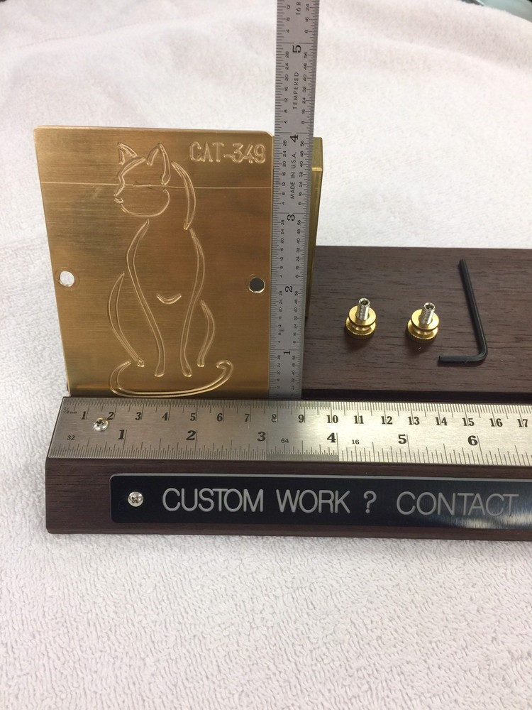 SITTING CAT SOLID BRASS MASTER ENGRAVING PLATE FOR NEW HERMES FONT TRAY