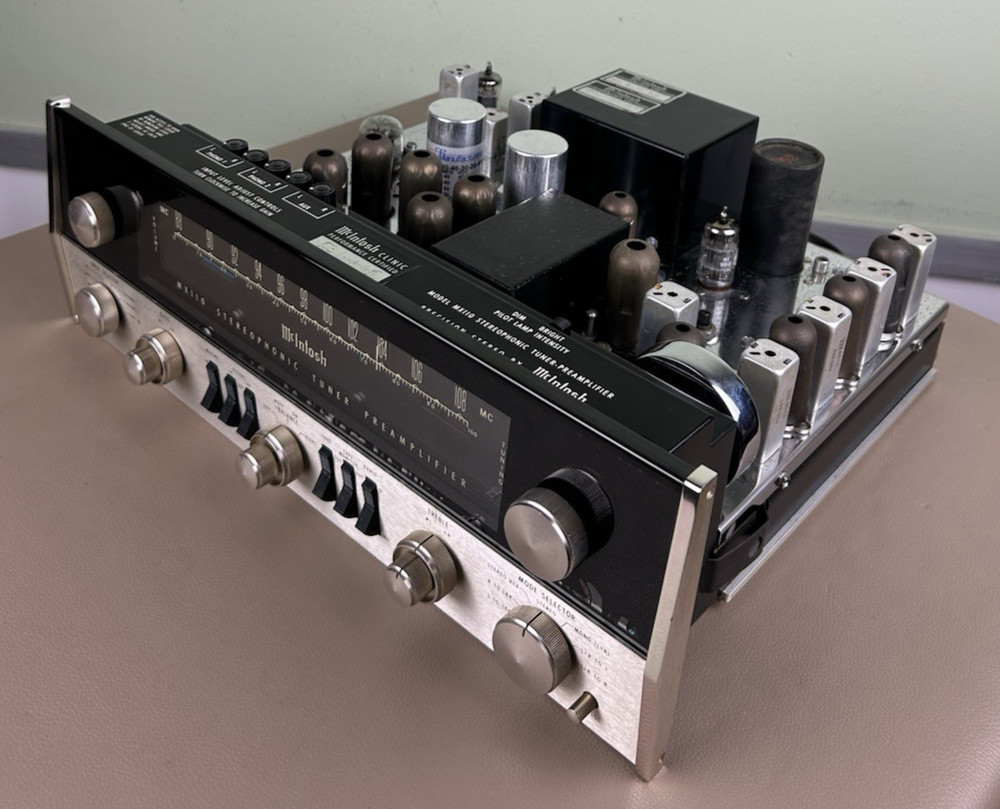 MCINTOSH MX110Z STEREO PREAMPLIFIER NICE