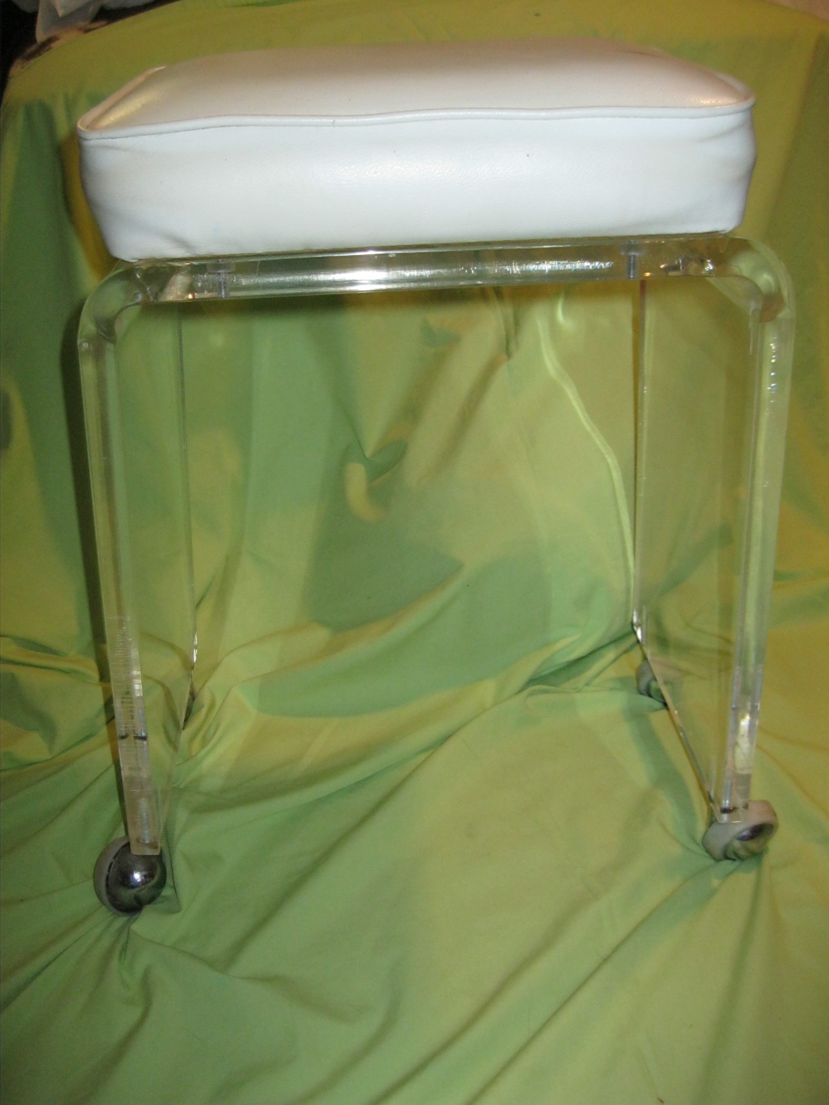 Vintage 1970's MCM Heavy Lucite RIALTO Vanity Stool WATERFALL BENCH Vinyl Seat